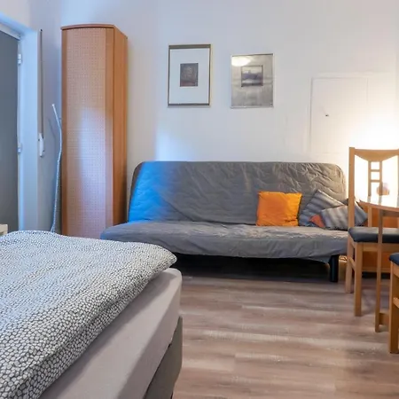 Kleines Souterrain Direkt Am Park Wiesbaden