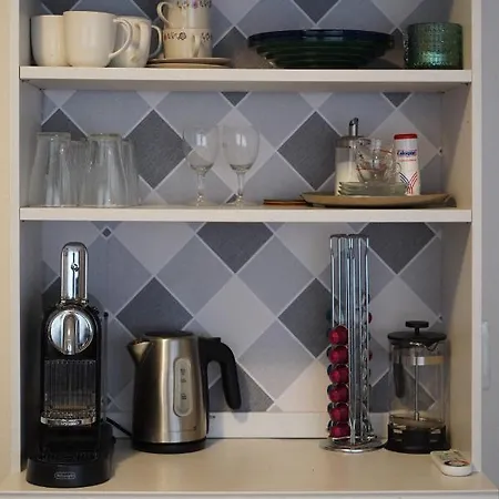 Kleines Souterrain Direkt Am Park Apartamento