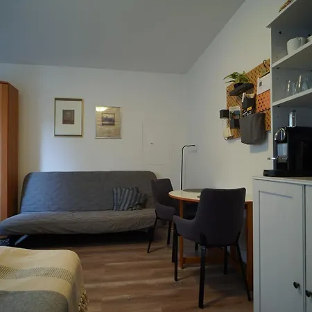 Kleines Souterrain Direkt Am Park Wiesbaden