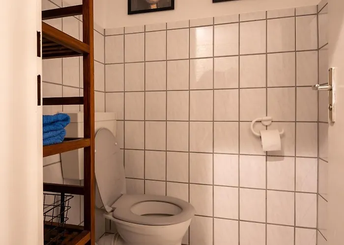 Kleines Souterrain Direkt Am Park Wiesbaden